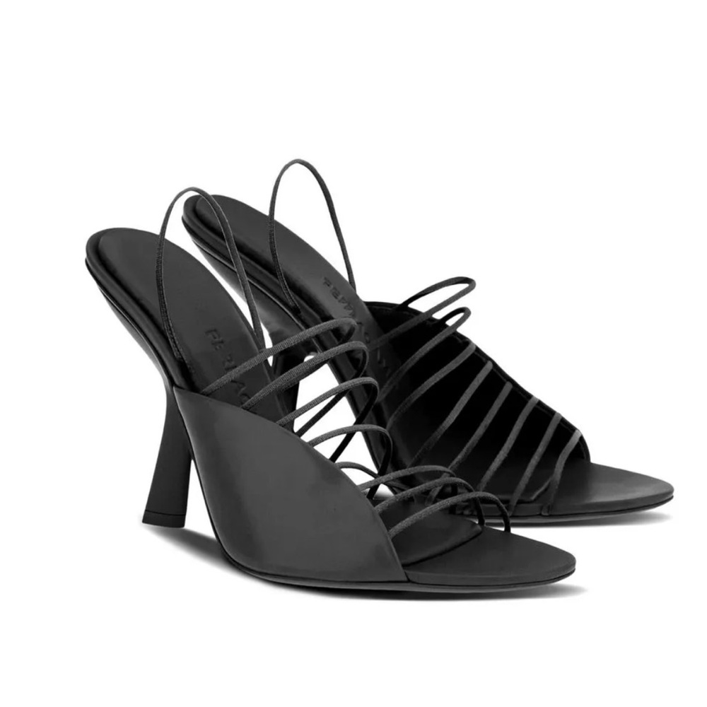 Ferragamo Altaire X5 10.5 cm Black Leather Sandals Size 7.5 New In Box